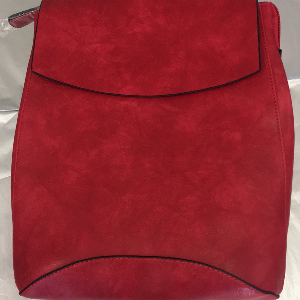 Convertible backpack/vegan handbag